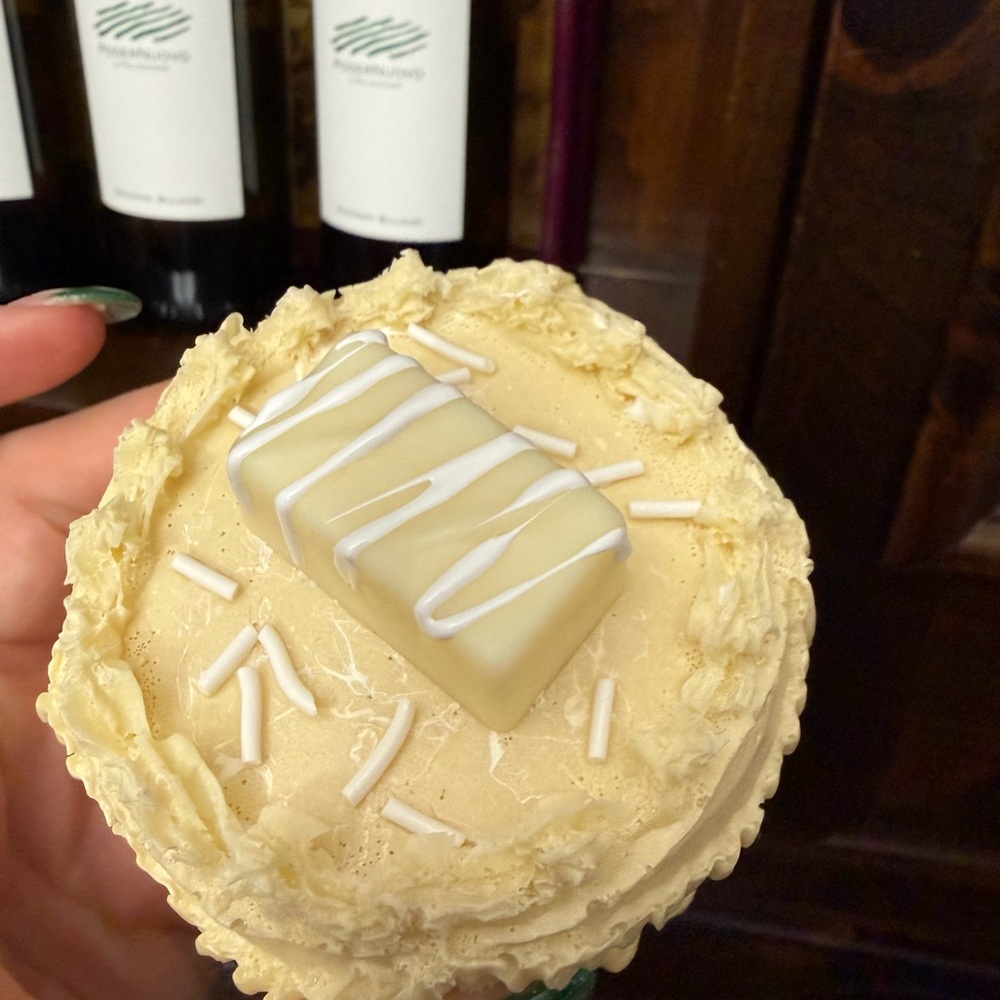 fake cake